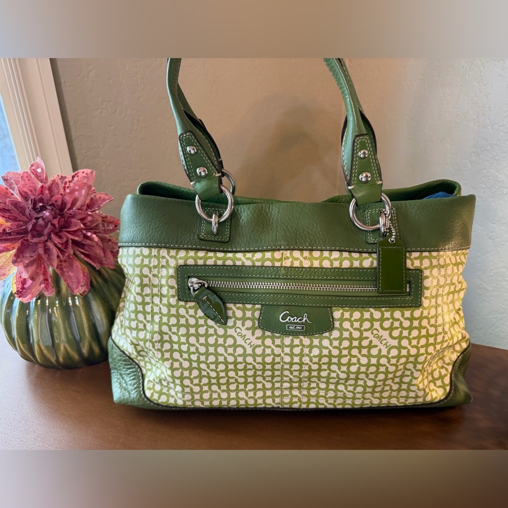Coach Y2K Green & White Penelope Op-Art Coated Canvas Shoulder Bag- 2008